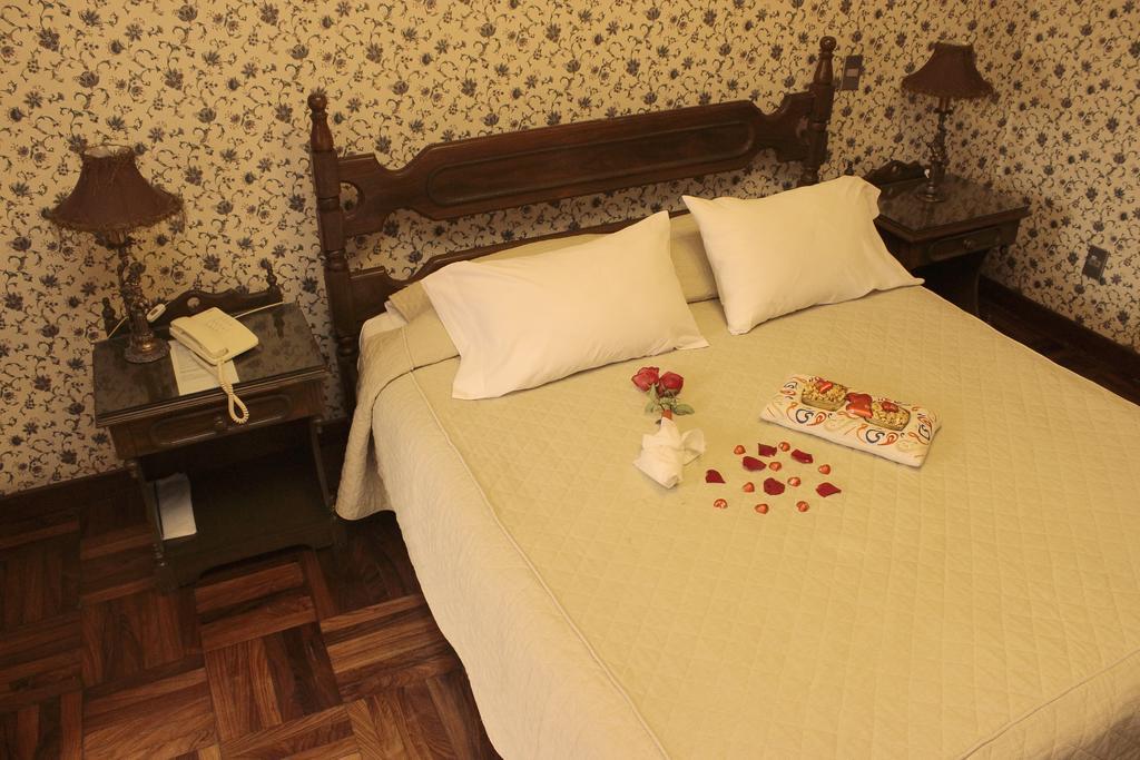 Capital Plaza Hotel Sucre Extérieur photo